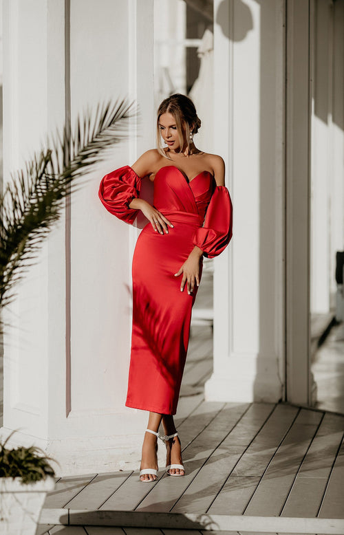 Strapless Puff Sleeves Midi Dress In Red