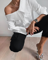 White Irregular Collar Type Off-The-Shoulder Shirt