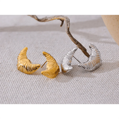Croissant Earrings Gold & Silver