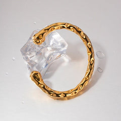 Statement Gold Cuff