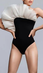 Net Yarn Ruffle One Piece Swimsuit