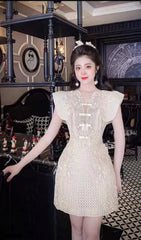 Lace Waist-Tightening Midi Dress In White