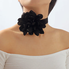 Floral Collarbone Choker