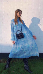 Floral Print Pleated Midi Dress In Blue