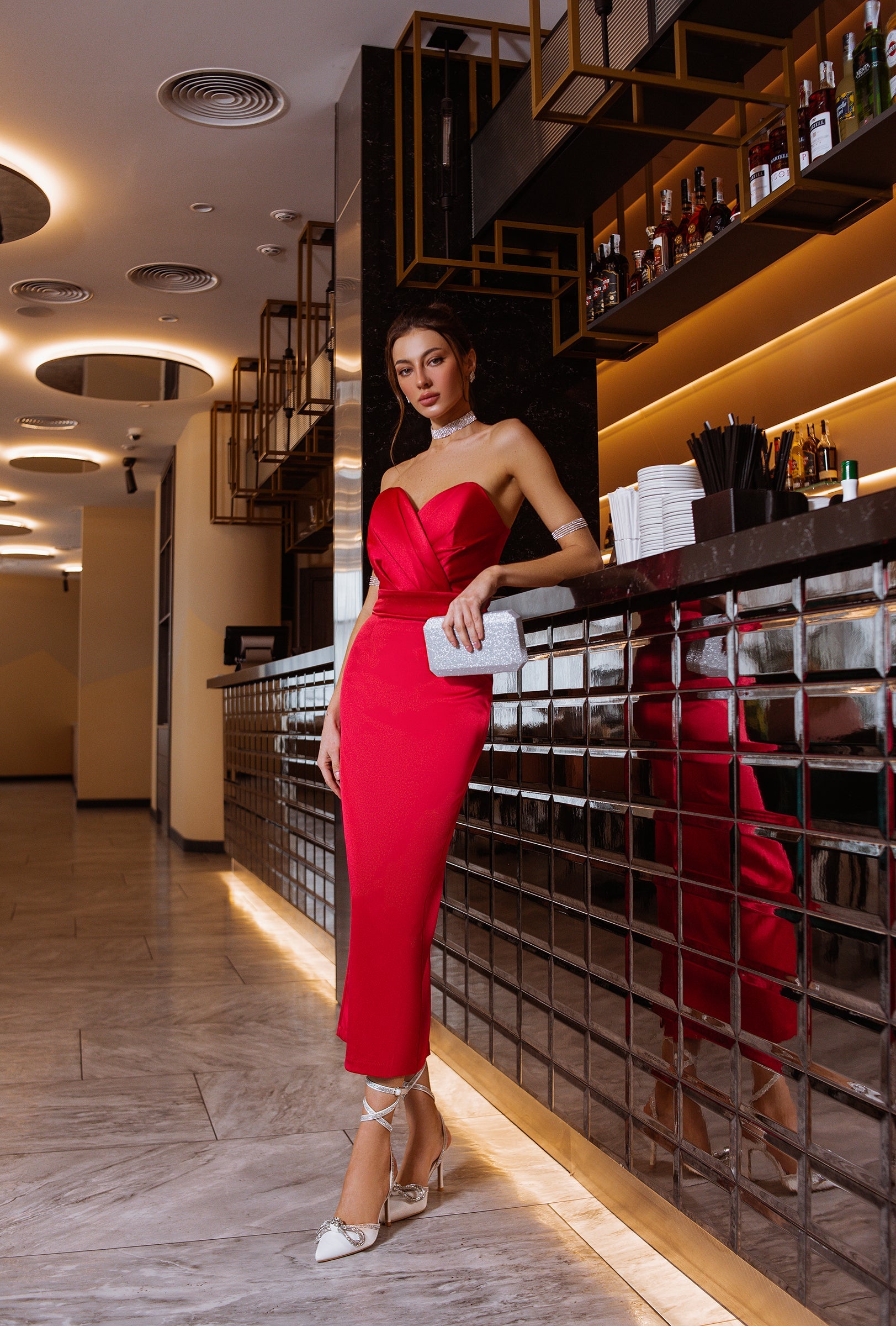 Strapless Puff Sleeves Midi Dress In Red