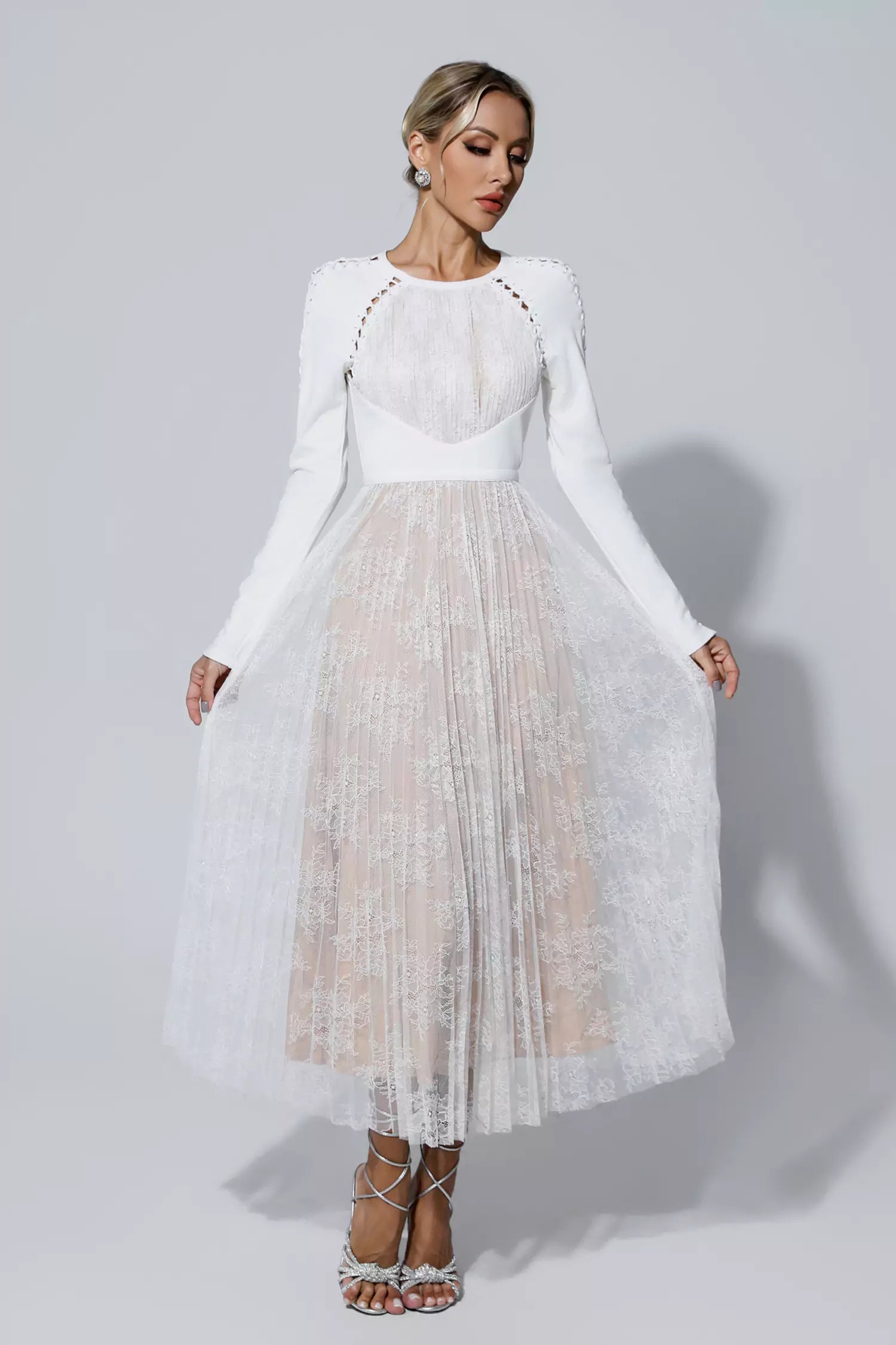 Itzel White Lace Long Sleeve Maxi Dress