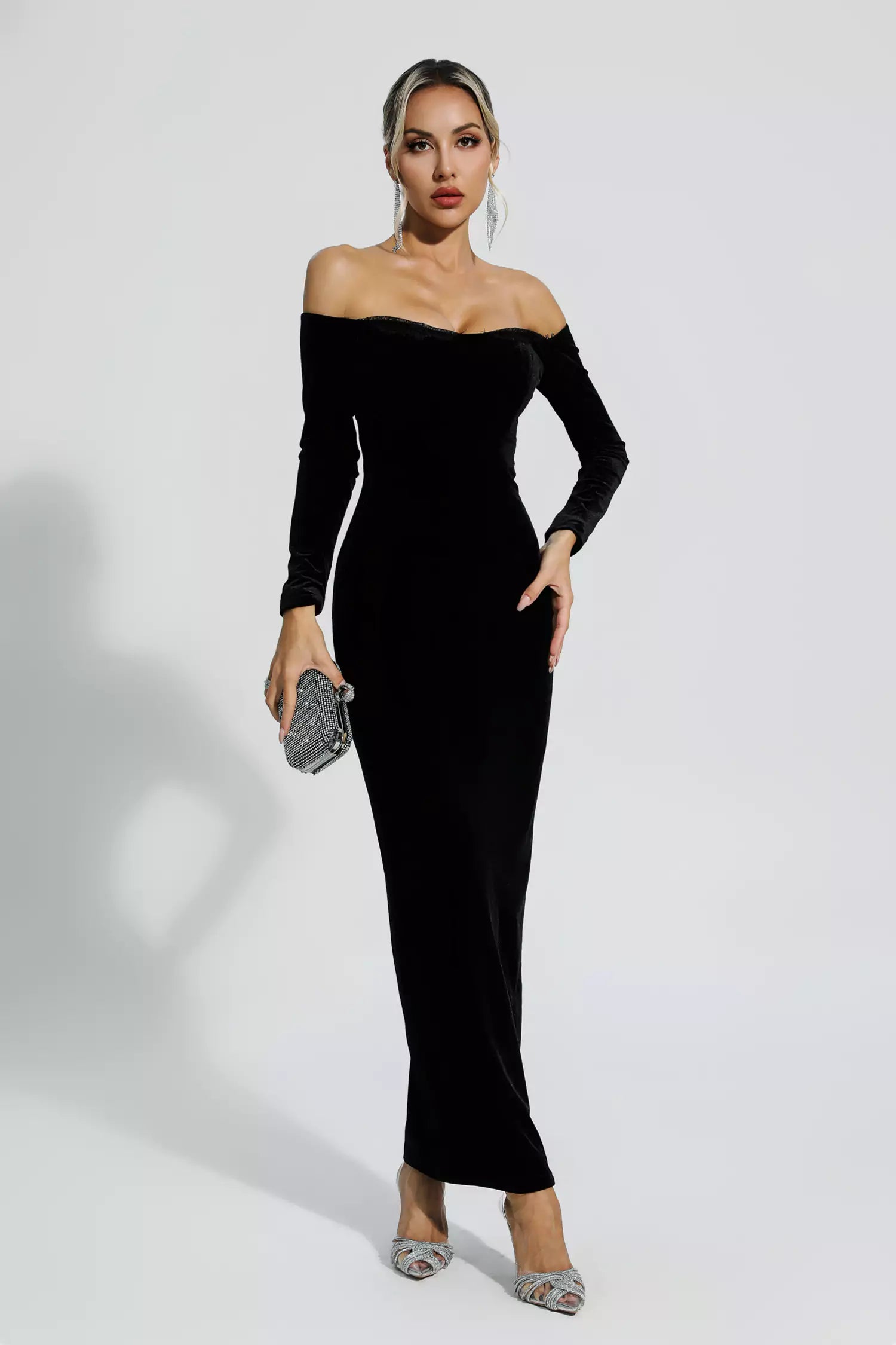 Keilani Black Velvet Long Sleeve Maxi Dress