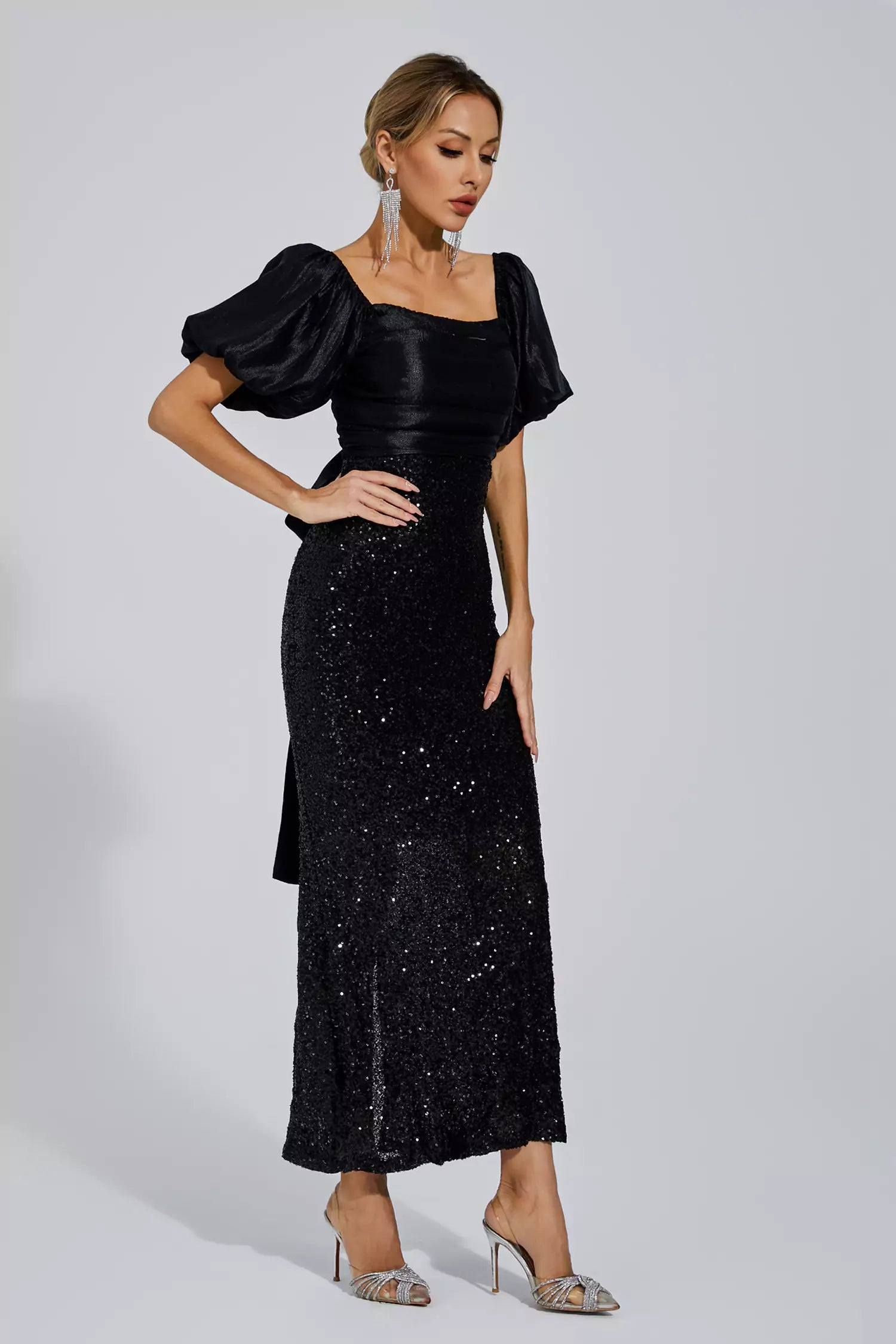 Linda Black Bow Sequins Maxi Dress