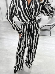 V-Neck Zebra Printed Pants Set