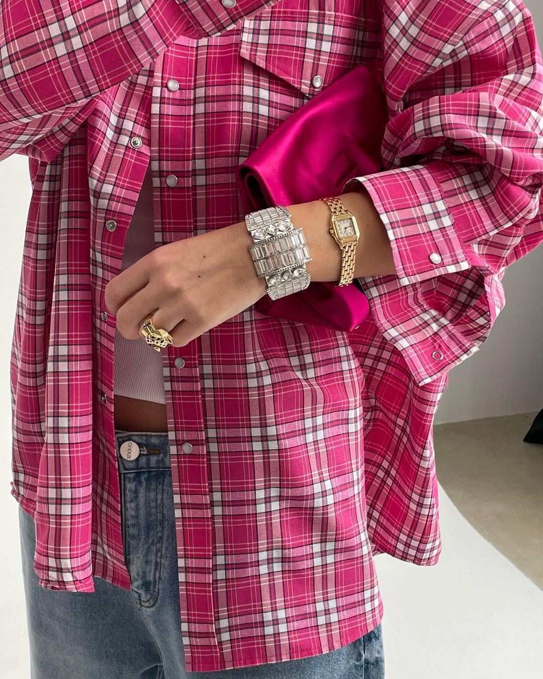Plaid Collared Long Sleeved Shirt