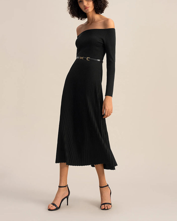 Off The Shoulder Long Sleeved Knitted Dress