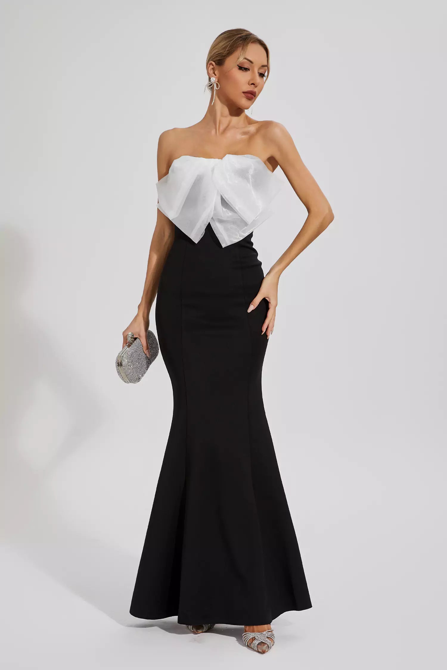 Paisleigh Black White-bow Mermaid Dress