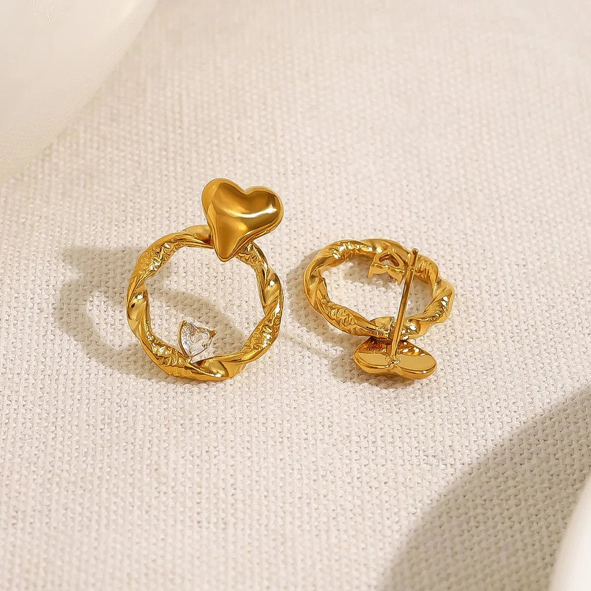 Aesthetic Heart Earrings