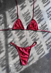 METALLIC 2-TEILIGER BIKINI ROT