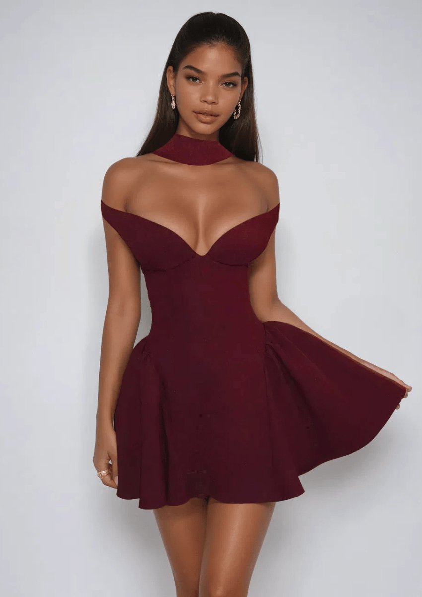 Schulterfreies Minikleid