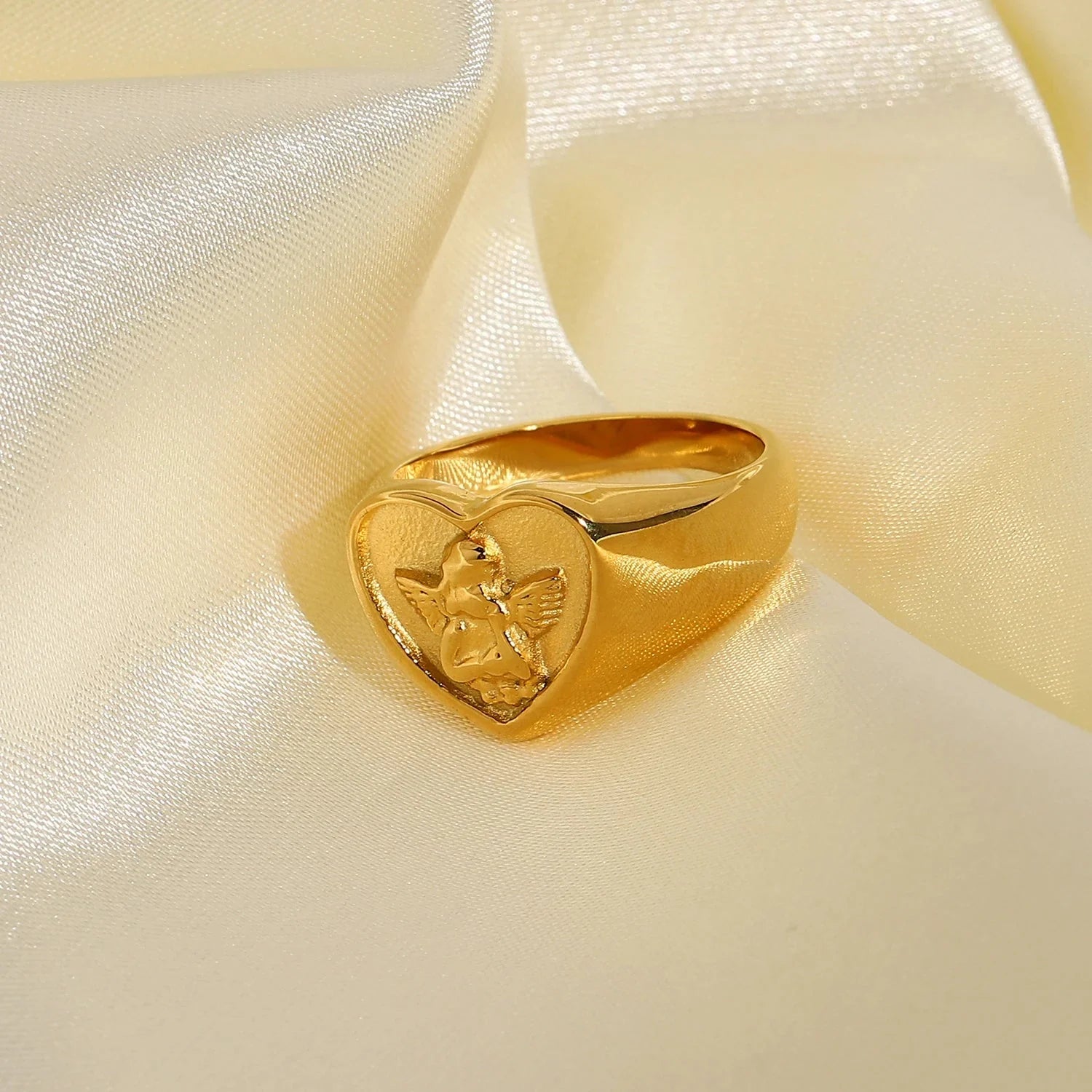 Devotion Ring Winged Devotion Ring – Krzno